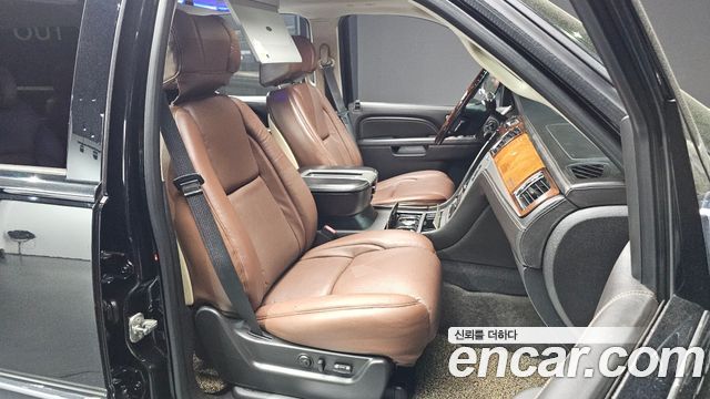 Cadillac Escalade 2013 — photo 11