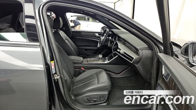 Audi A6 2020 — photo 17