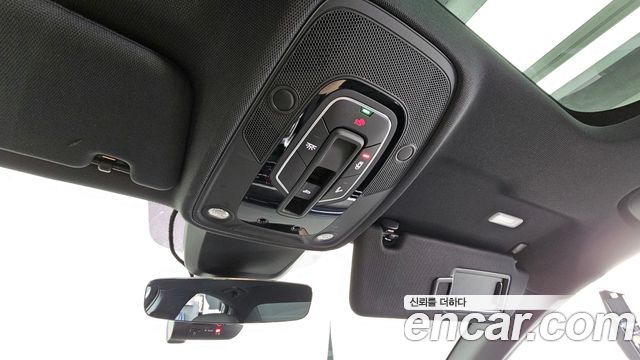 Audi A6 2020 — photo 31