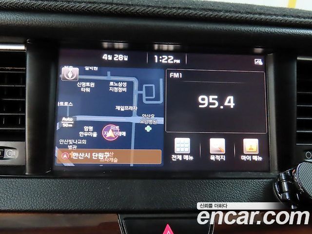Kia K7 2016 — photo 16