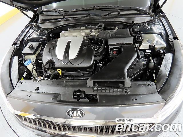 Kia K7 2016 — photo 19