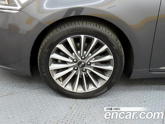 Kia K7 2016 — photo 20