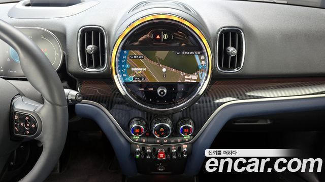 Mini Countryman 2023 — photo 27
