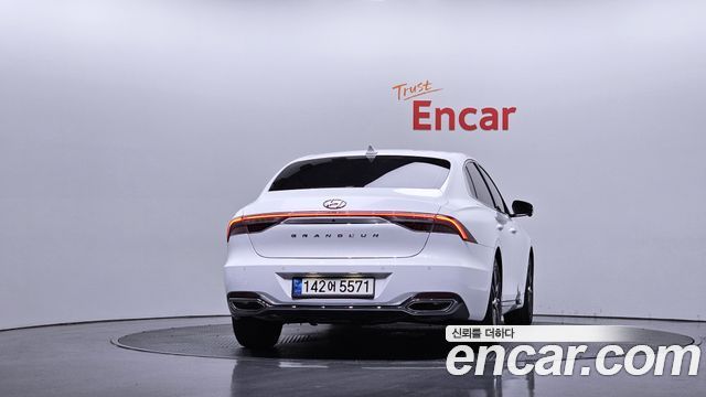 Hyundai Grandeur 2022 — photo 4