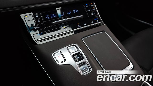 Hyundai Grandeur 2022 — photo 12