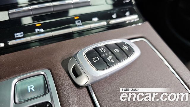 Hyundai Grandeur 2022 — photo 27