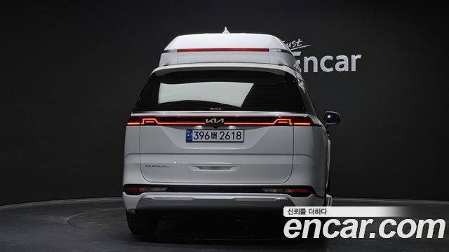 Kia Canival 2022 — photo 4