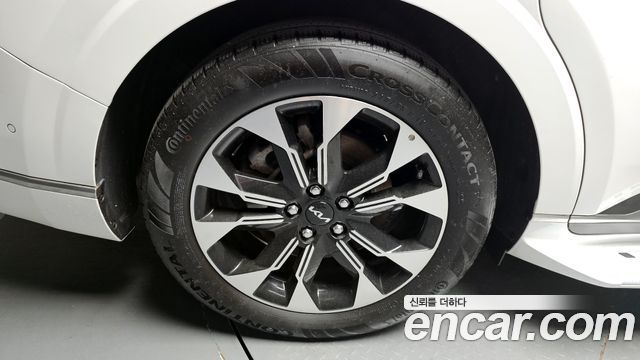 Kia Canival 2022 — photo 5