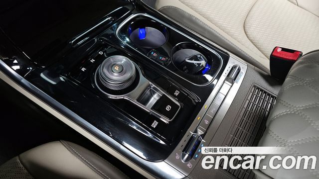 Kia Canival 2022 — photo 9