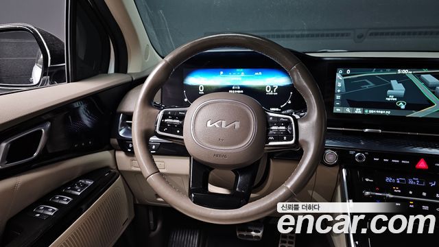 Kia Canival 2022 — photo 13