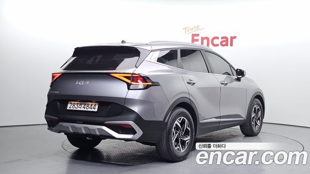 Kia Sportage 2022 — photo 2