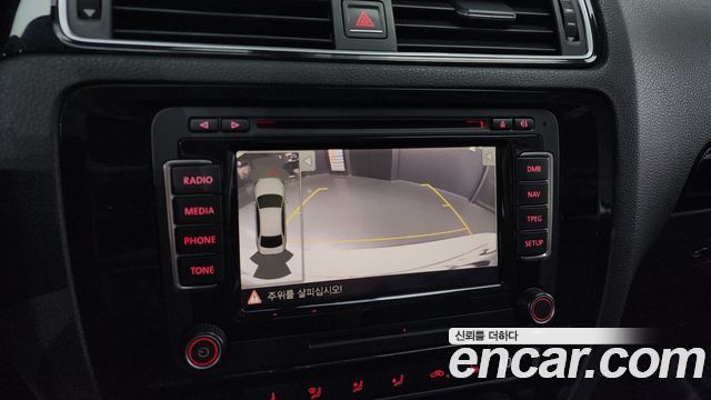 Volkswagen Jetta 2016 — photo 16