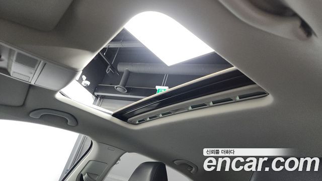 Volkswagen Jetta 2016 — photo 19