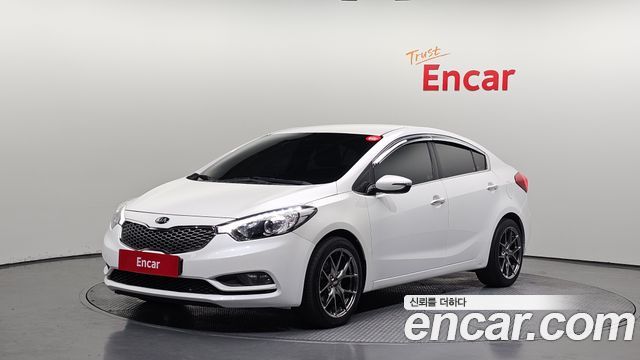 Kia K3 2013 — photo 1