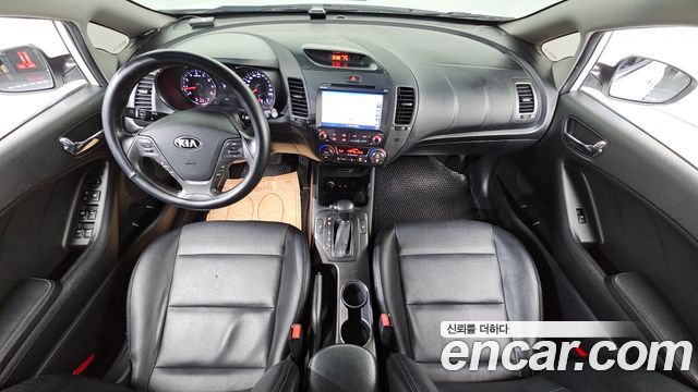 Kia K3 2013 — photo 7