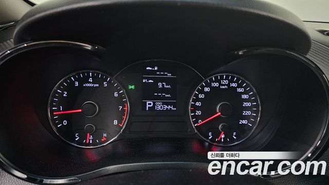 Kia K3 2013 — photo 8