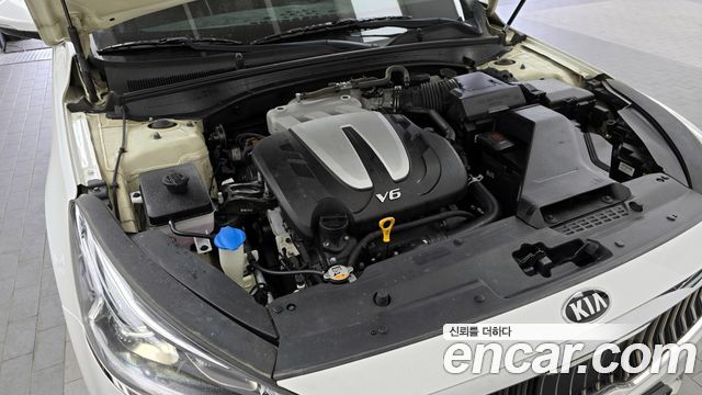 Kia K7 2016 — photo 6