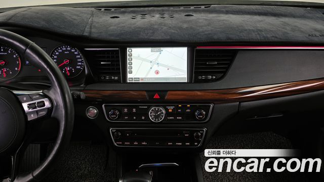 Kia K7 2016 — photo 12