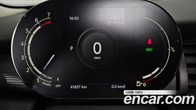 Mini Cooper 2021 — photo 11