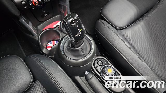 Mini Cooper 2021 — photo 12