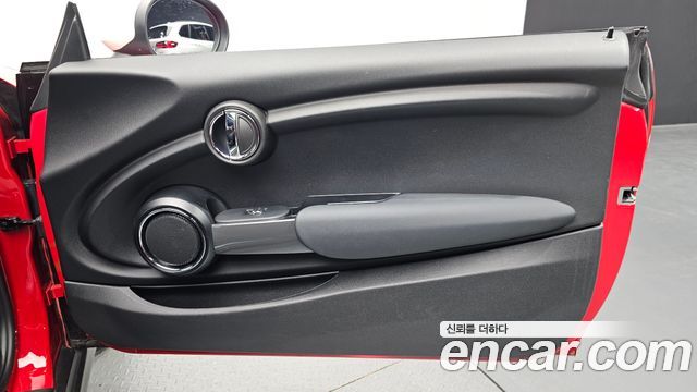 Mini Cooper 2021 — photo 15