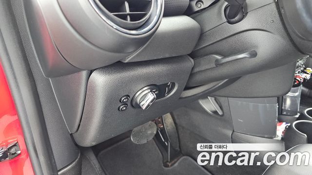 Mini Cooper 2021 — photo 29