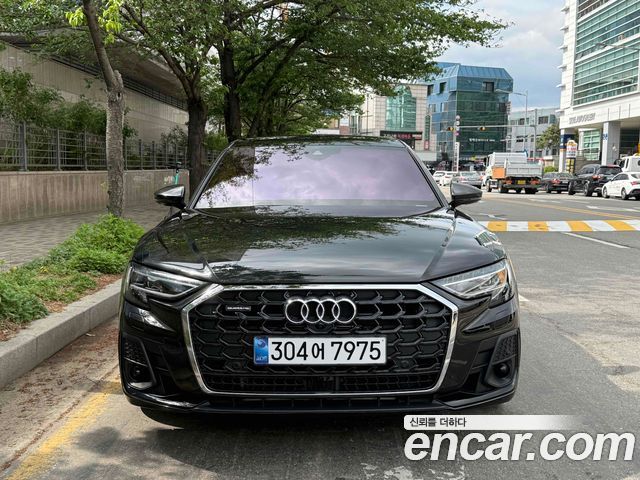 Audi A8 2023 — photo 2
