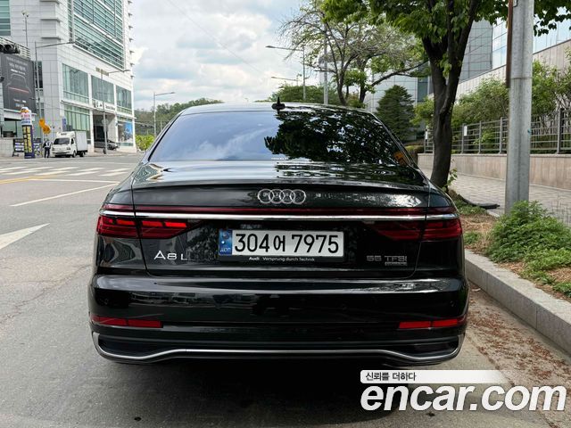 Audi A8 2023 — photo 4