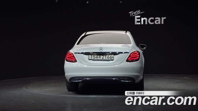 Mercedes-Benz C-Class 2016 — photo 4