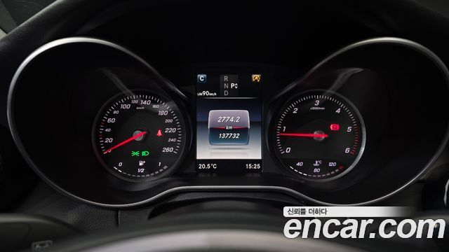 Mercedes-Benz C-Class 2016 — photo 8
