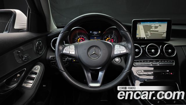 Mercedes-Benz C-Class 2016 — photo 13