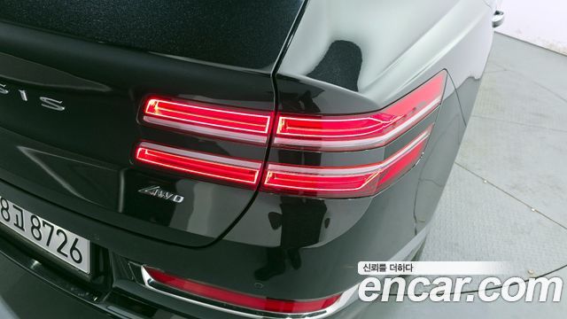 Genesis GV80 2021 — photo 9