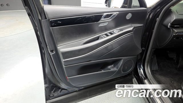 Genesis GV80 2021 — photo 14