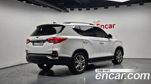 KG Mobility Rexton 2019 — photo 2