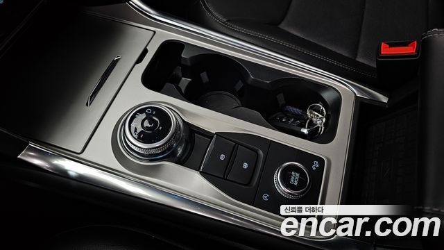 Ford Explorer 2023 — photo 12
