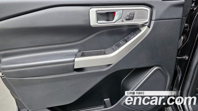 Ford Explorer 2023 — photo 14