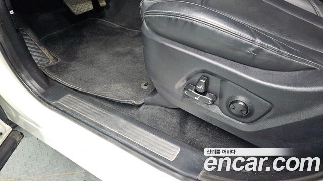 KG Mobility Rexton 2022 — photo 30