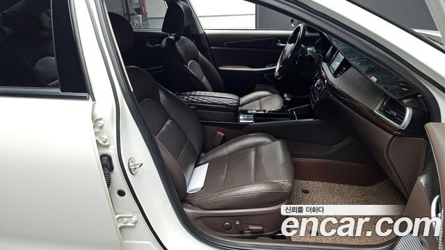 Kia K7 2018 — photo 10