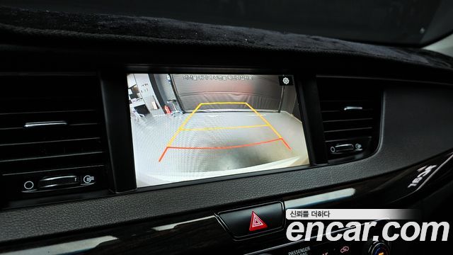 Kia K7 2018 — photo 14