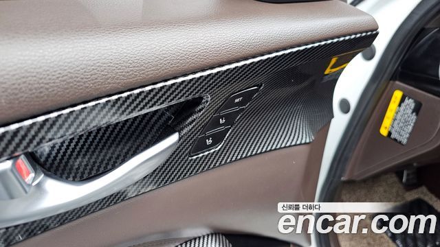 Kia K7 2018 — photo 18
