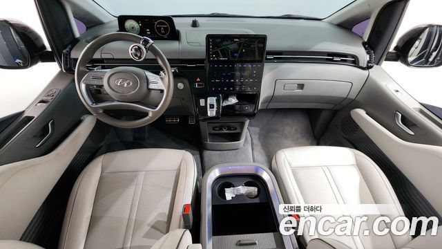 Hyundai Staria 2022 — photo 10