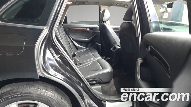 Audi Q5 2015 — photo 12