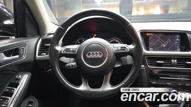 Audi Q5 2015 — photo 13
