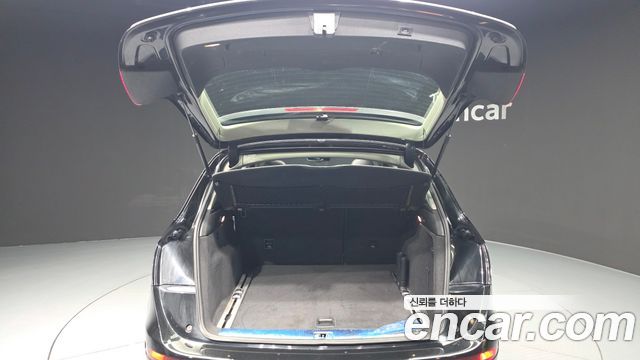 Audi Q5 2015 — photo 20