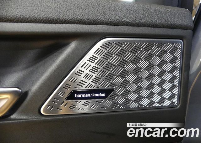 BMW 2-Series 2025 — photo 17