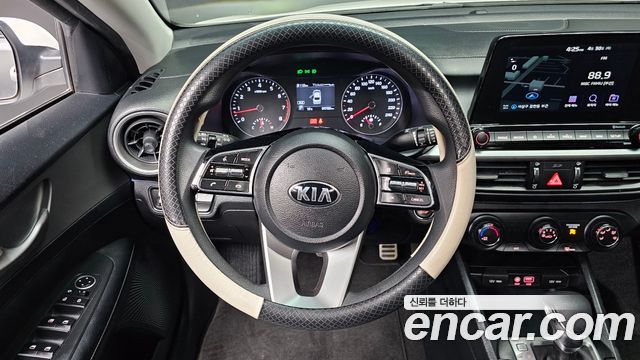 Kia K3 2019 — photo 13