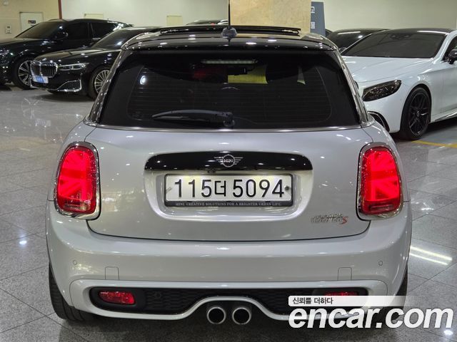 Mini Cooper 2020 — photo 4