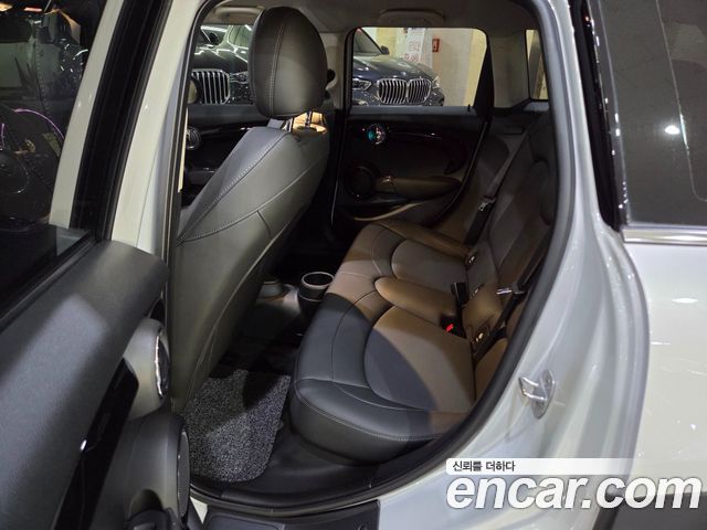 Mini Cooper 2020 — photo 7