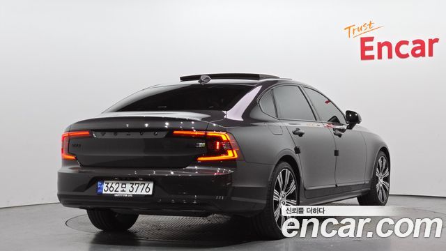 Volvo S90 2025 — photo 2