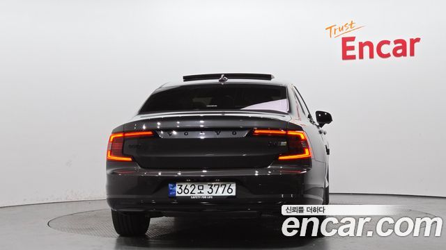 Volvo S90 2025 — photo 4